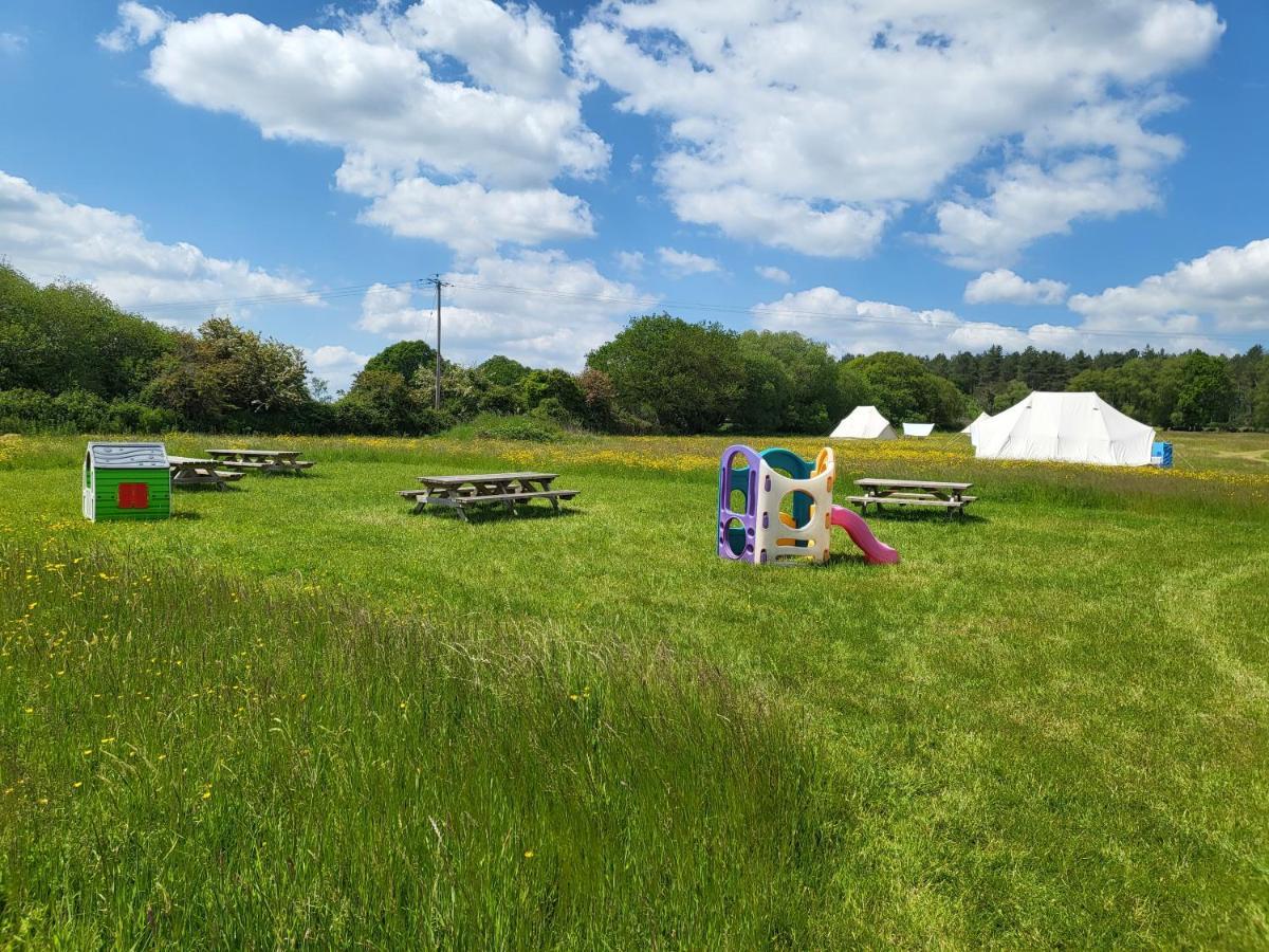 Dorset Glamping Fields Hotel Corfe Mullen Buitenkant foto